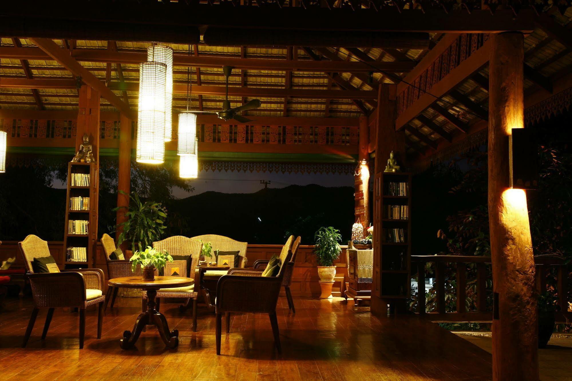 Khum Lanna Hotel Phrao Exterior photo